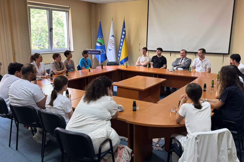 UKC Tuzla ugostio 16 studenata medicine iz deset država u okviru međunarodne razmjene